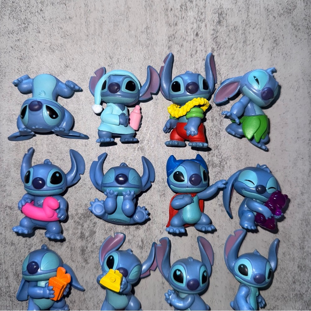 16 Stitch Figurine Set - Picture 2 of 4